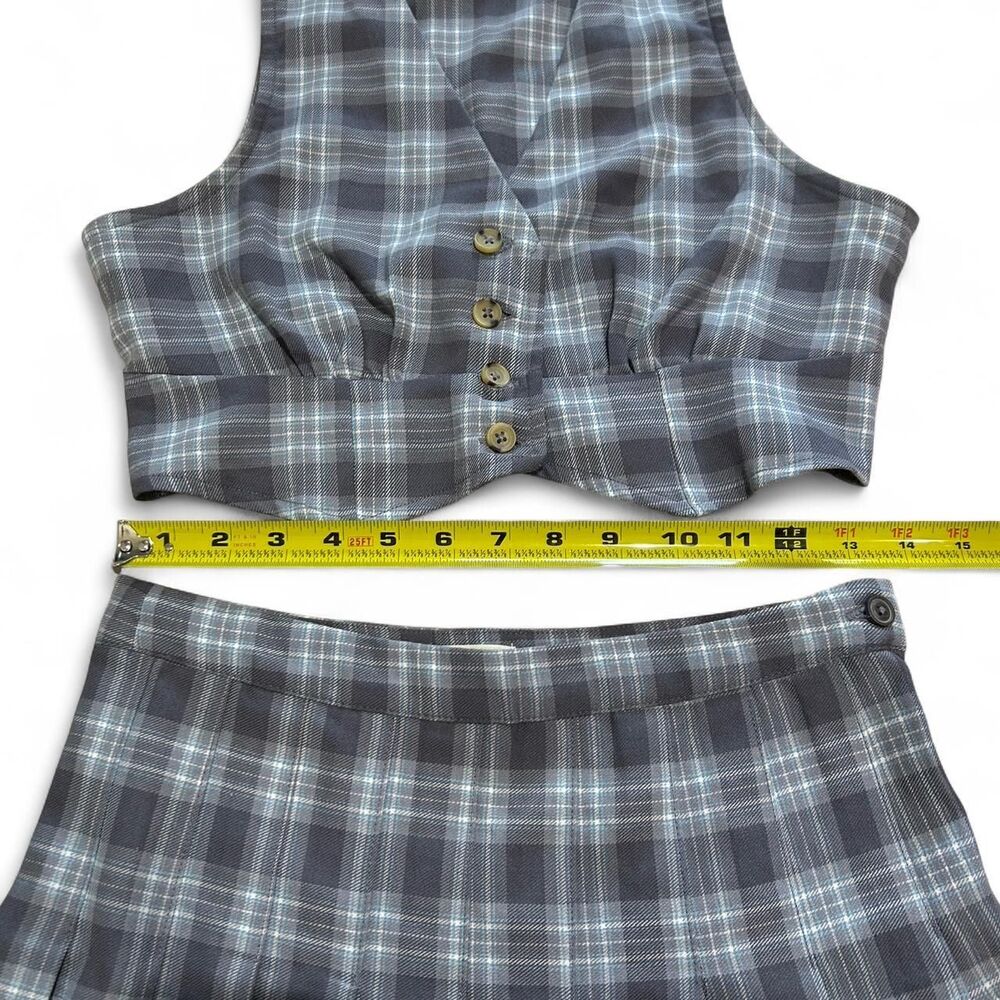 Aeropostale Women's Blue Plaid Skirt and Vest Set - Picture 2 of 6